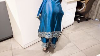 As soon as Ammi went out, StepUncle had sex with his stepniece, Muslim family
