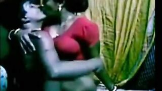Desi saree bhabi hard fuck in home made videos in his own husbend