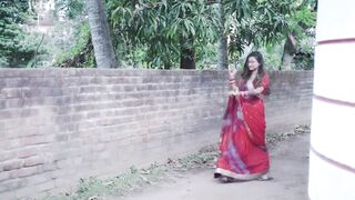 Baap ne sauteli beti ko jabbardasti chod diya