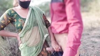 Hindi Jungle Vlog, Desi Beautiful Bhabhi Devar Ke sath Jungle me Vlog banane gai or devar ne pata kar Chudai Kari di