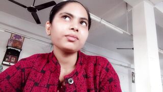 Indian desi girl enjoy Instagram reals