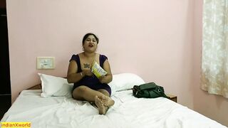 Beautiful Bhabhi Hot Sex with Innocent Hotel Boy!! Hot XXX