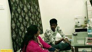 Compromise sex with manager!! Hardcore sex with new kamwali bhabhi!!