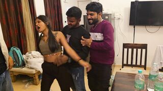 Tejaswini Prabhakar Pratibha Soni enjoy the complete masti dance