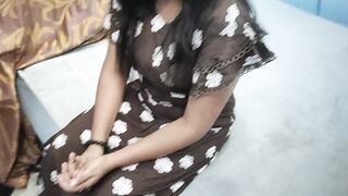 Boy seduce his work mate girl friend and sex in bedroom while no one in his house