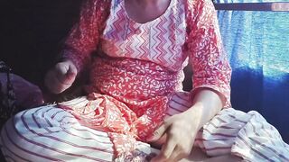 College Ki Ladki Ne Ek Ladke Se Chudai Chalti Bus Me