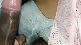 FIRST TIME BLUSHED DESI INDIAN WOMEN CHEATING HER HUSBAND
