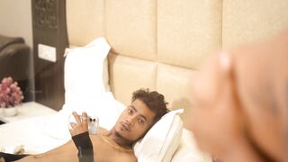 Bhabhi had sex with her step brother-in-law in a hotel and sucked her boobs (Tejaswini)