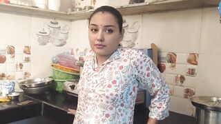 Desi Bhabi Ko Gar Ke Kichen Me Choda