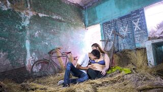 Took my girlfriend to a scary place, fucked her and made her suck my big dick, clear hindi audio